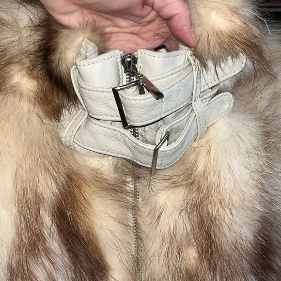 GORGEOUS Ivory genuine leather moto jacket coat fur trim studded sharif size L - Picture 13 of 17